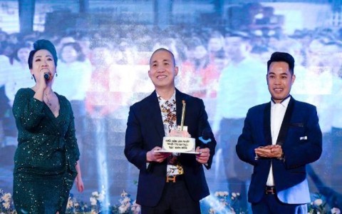Nhà huấn luyện “ Chiến Lược Cuộc Đời” Bùi Xuân Hiếu ra mắt cuốn sách Hot nhất năm 2022” Cẩm nang MRDT ra đời